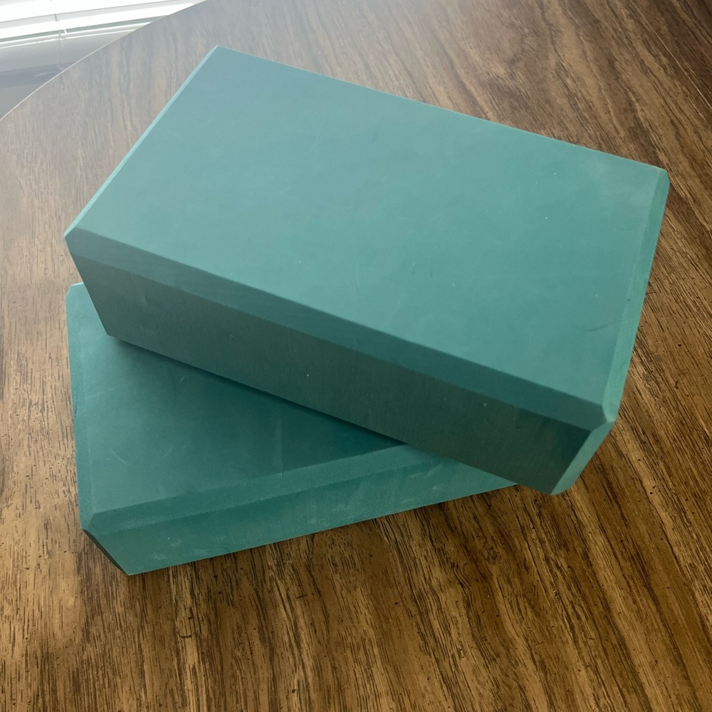 Teal Yoga Blocks